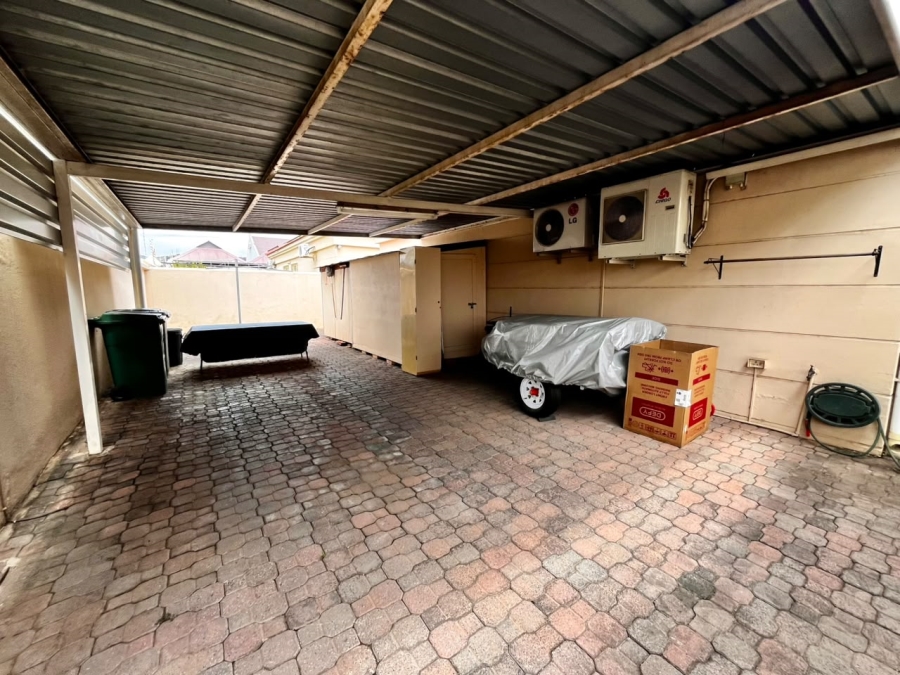 3 Bedroom Property for Sale in Protea Park North West